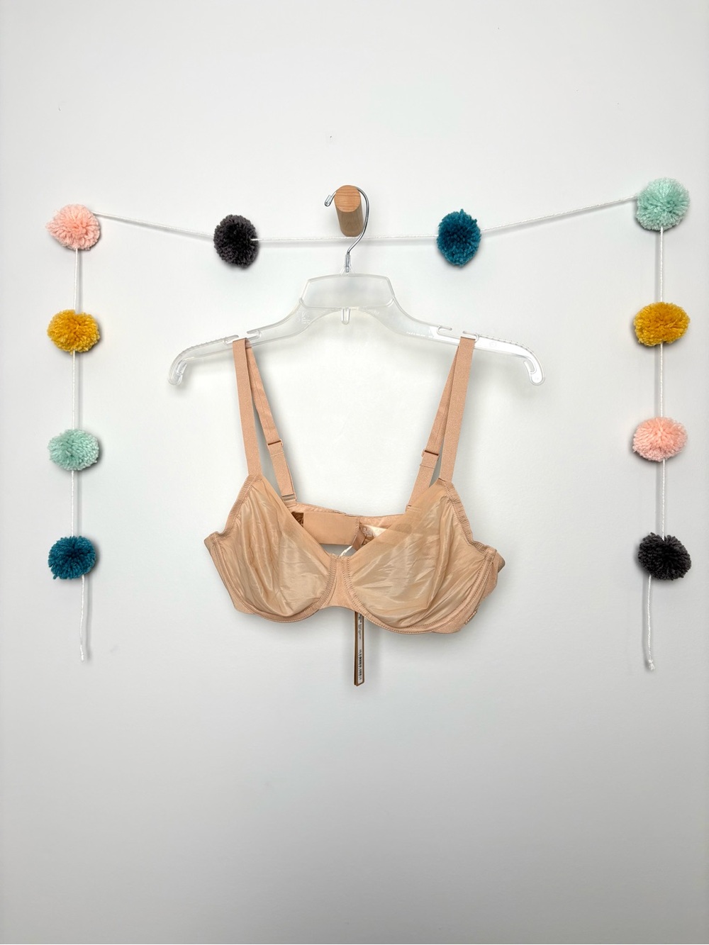 Skims No Show Tan Unlined Demi Bra
